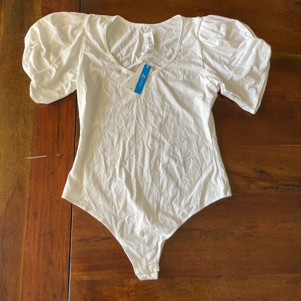 NWT Cupshe Puffed Shortsleeved Bodysuit